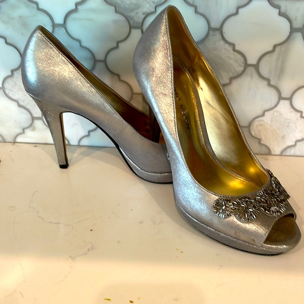 Antonio Melani peep toe 4 inch pumps silver - Picture 6 of 11